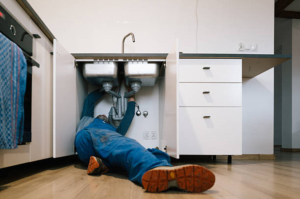 Professional Drain Cleaning technician working in Goldfield, NV